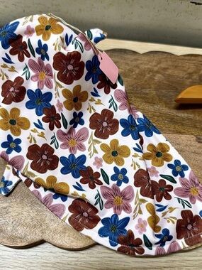 Griffy & Drake Floral Dog Bandana Med NWT